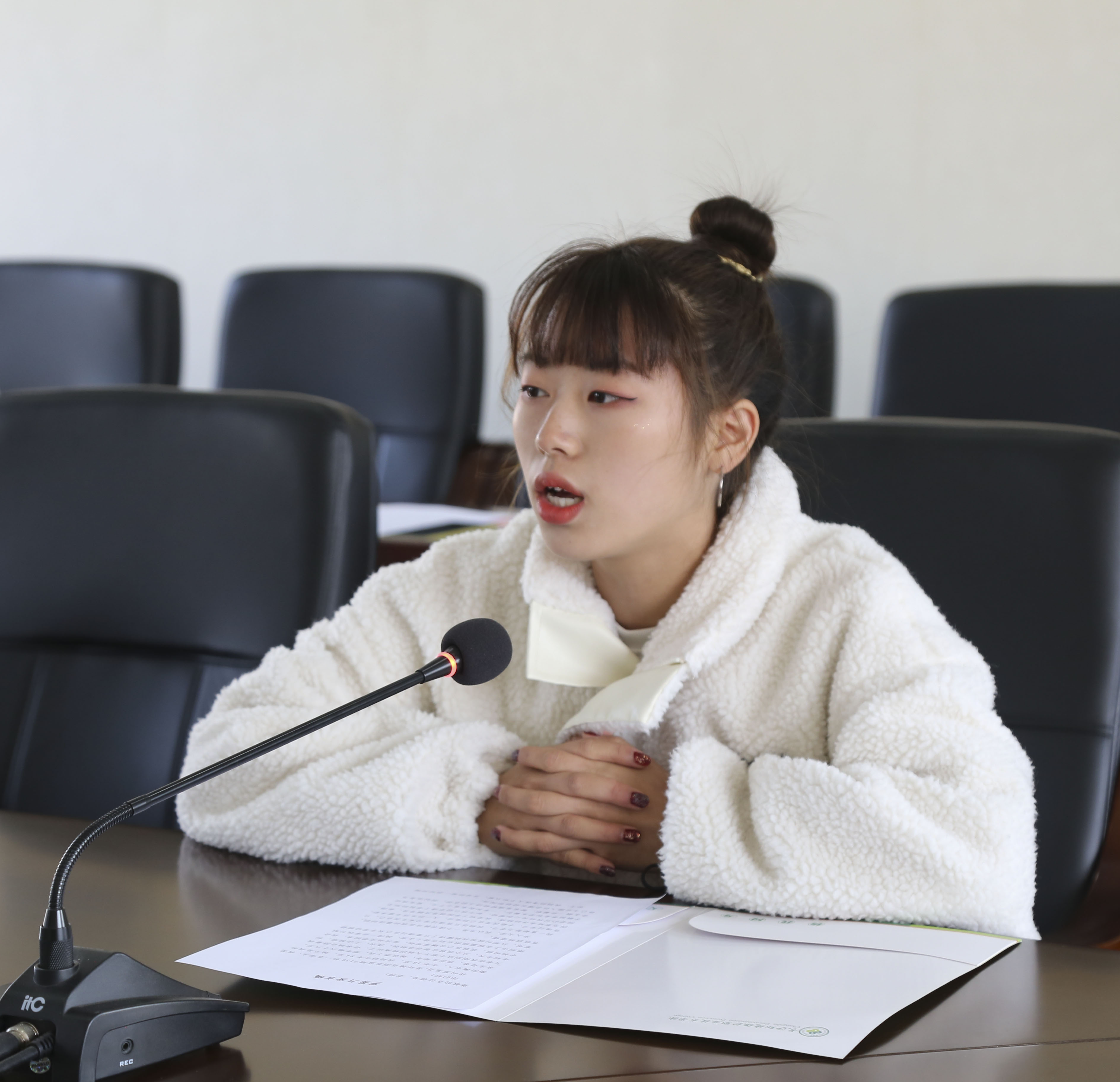 06：长沙环保学院受助学生代表罗星月.JPG